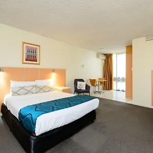 4* Motel Airolodge International